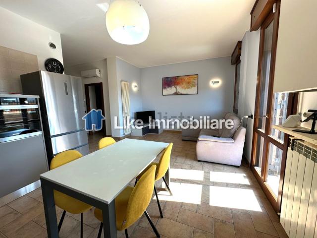 Appartamento in vendita di 105 m² in Piazza Nazioni Unite, 2