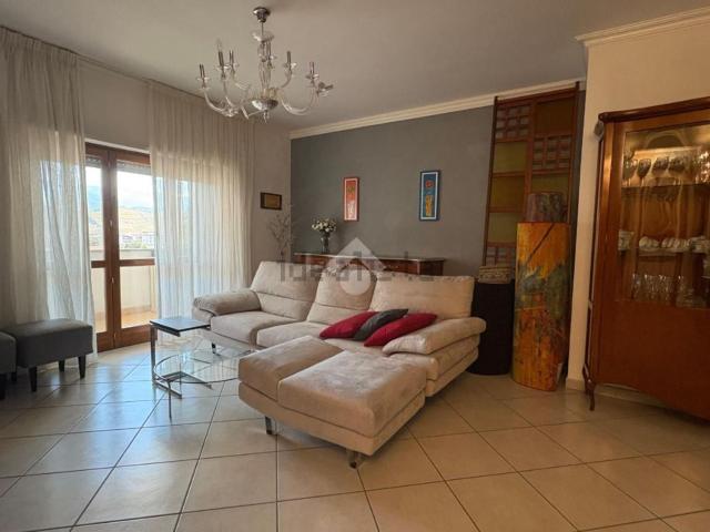Appartamento in vendita di 105 m² in Piazza San Nilo, 17