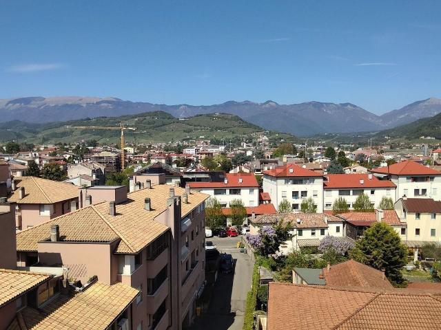 Appartamento in vendita di 105 m² in Piazza Vittorio Emanuele II&apos