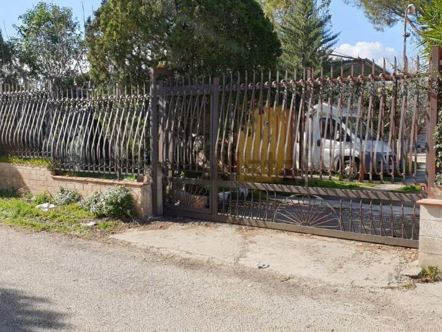 Appartamento in vendita di 105 m² in Strada del Salice Nuovo, 24