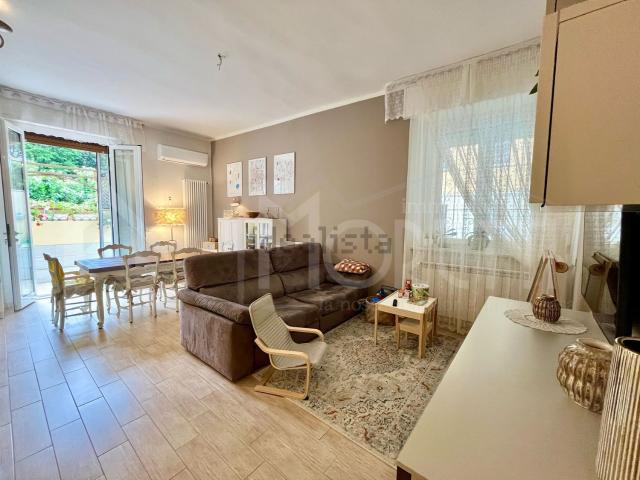Appartamento in vendita di 106 m² in Via Calzabigi
