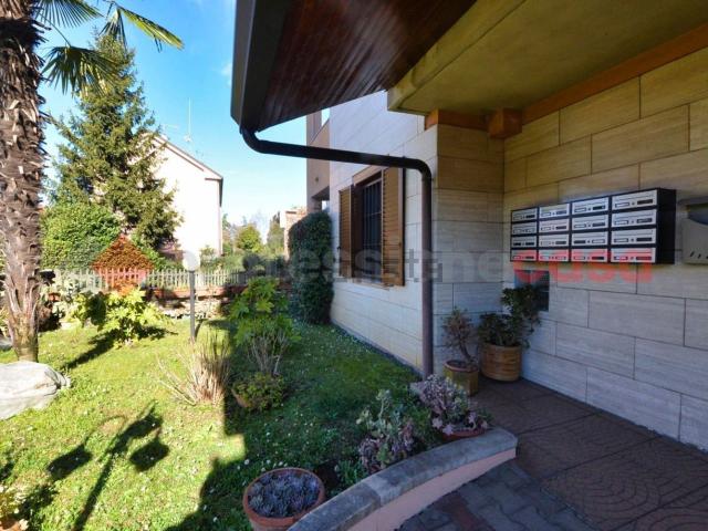 Appartamento in vendita di 106 m² in Via Cardinale Agostino Gaetano Riboldi, 53
