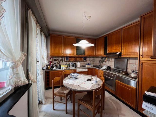Appartamento in vendita di 106 m² in Via Cesare Pavese
