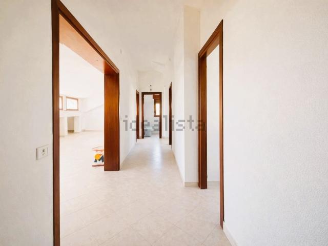 Appartamento in vendita di 106 m² in Via Bologna