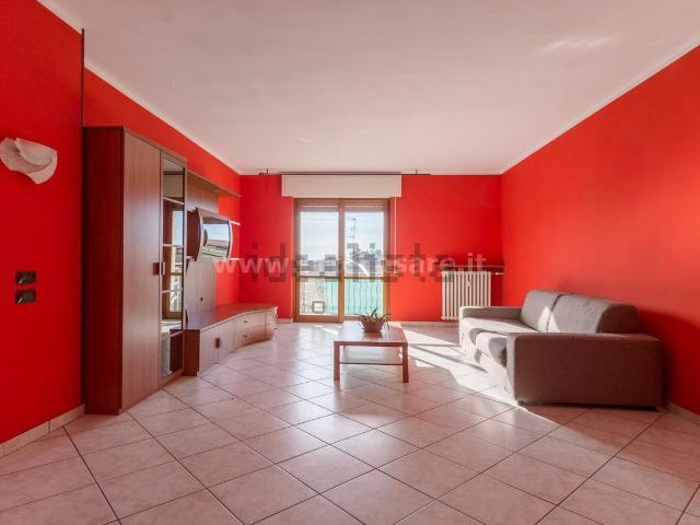 Appartamento in vendita di 106 m² in Via G. Espinasse