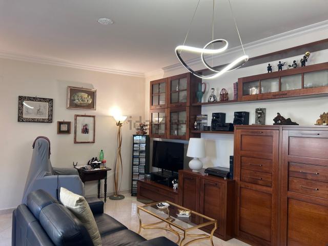 Appartamento in vendita di 106 m² in Via Gaetano Mazzoni