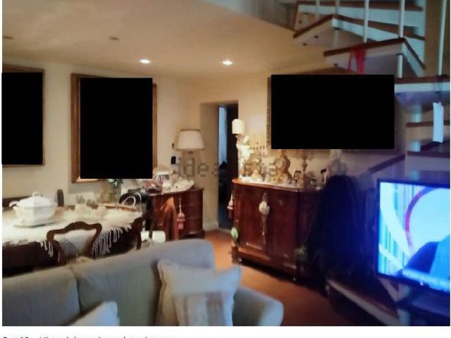 Appartamento in vendita di 106 m² in Via Giuseppe Verzaglia, 7