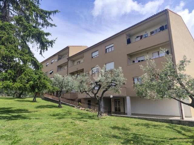 Appartamento in vendita di 106 m² in Via Giacomo Leopardi, 43