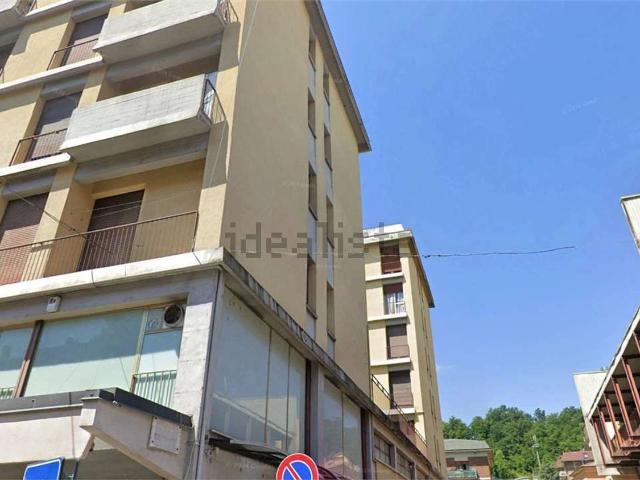 Appartamento in vendita di 106 m² in Via Giardini, 200