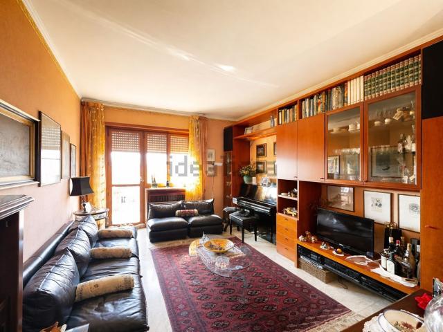 Appartamento in vendita di 106 m² in Via Giordano Bruno, 4