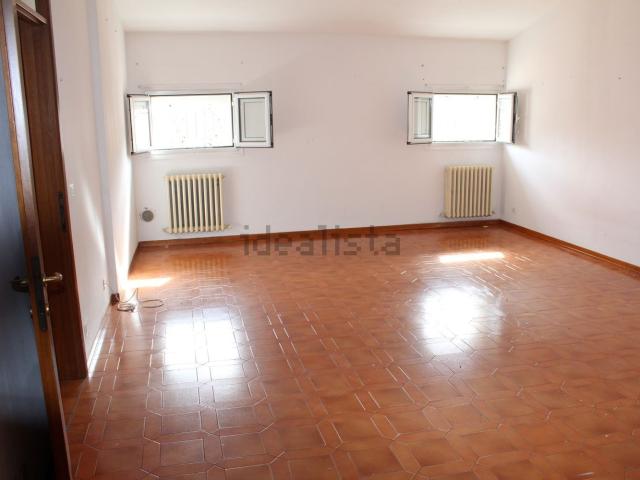 Appartamento in vendita di 106 m² in Via Guglielmo Oberdan