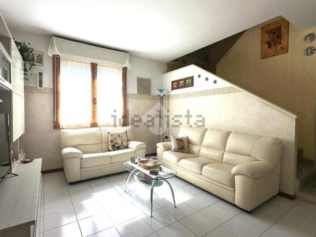 Appartamento in vendita di 106 m² in Via Guido Rossa, 259