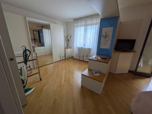 Appartamento in vendita di 106 m² in Via Domenico Cimarosa
