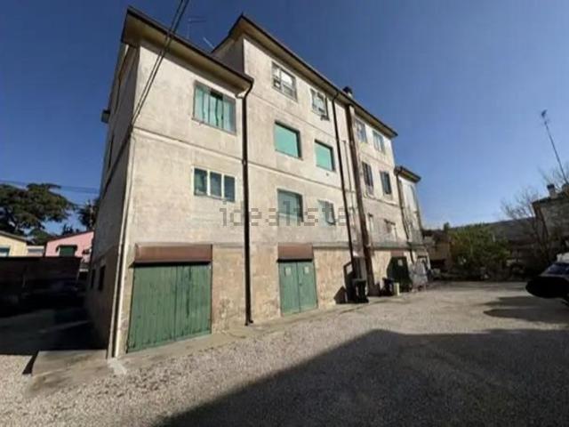 Appartamento in vendita di 106 m² in Via Don A. Cavallina, 3