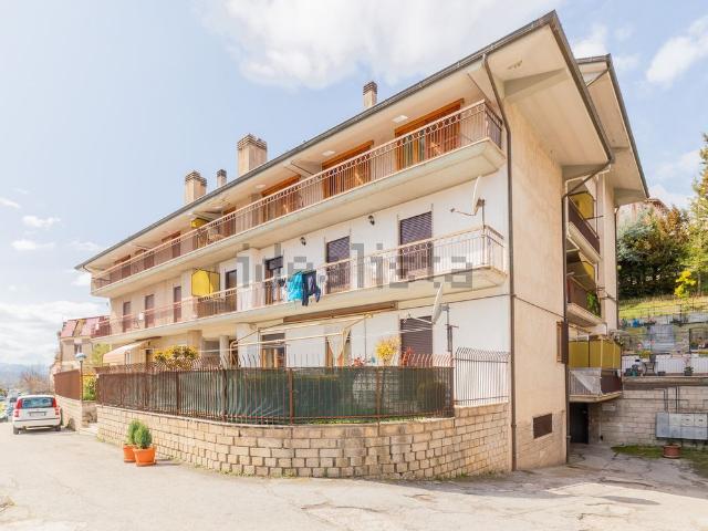 Appartamento in vendita di 106 m² in Via degli Alpini, 199
