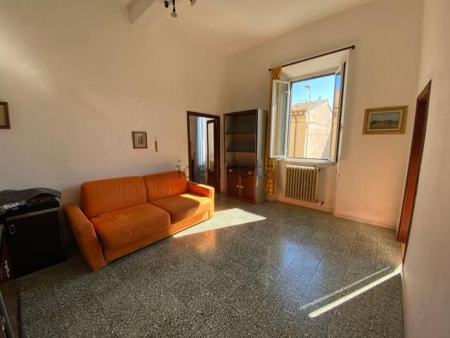 Appartamento in vendita di 106 m² in Via del Littorale, 14
