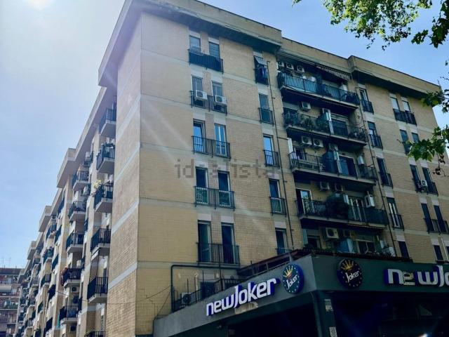 Appartamento in vendita di 106 m² in Via della Magliana