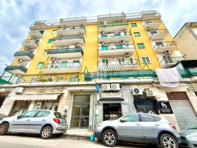 Appartamento in vendita di 106 m² in Via Diomede Carafa, 98