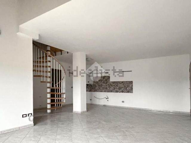 Appartamento in vendita di 106 m² in Via Fascinata