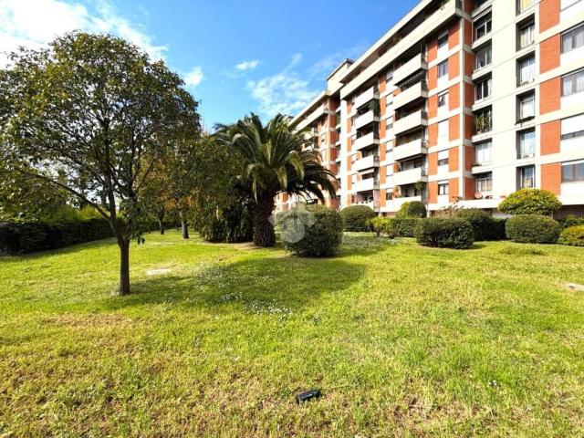 Appartamento in vendita di 106 m² in Via Felice Matteucci, 20