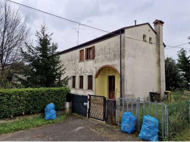 Appartamento in vendita di 106 m² in Via le Basse, 28