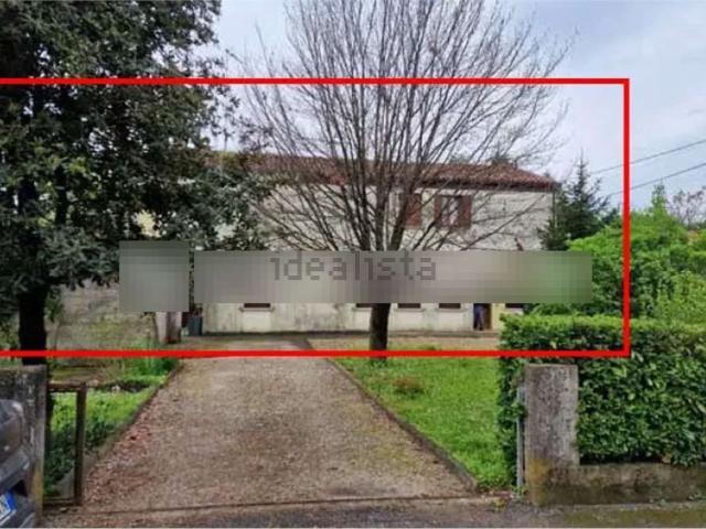 Appartamento in vendita di 106 m² in Via le Basse