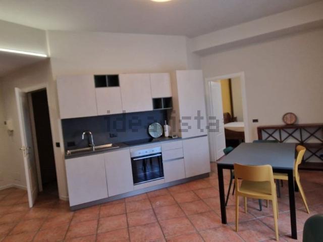 Appartamento in vendita di 106 m² in Via Monsignor Umberto Rossi