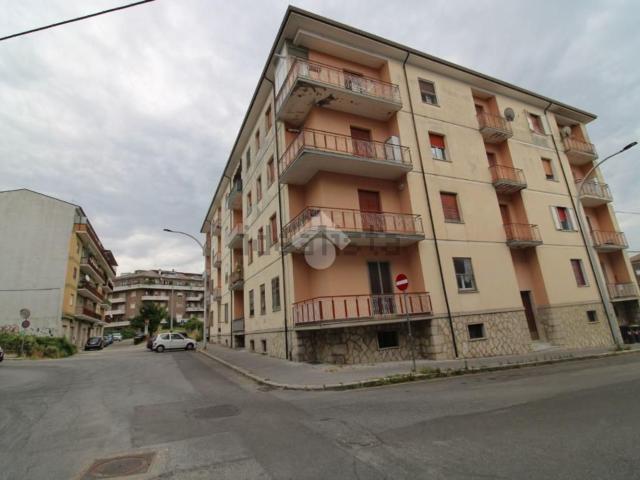 Appartamento in vendita di 106 m² in Via Montello, 21