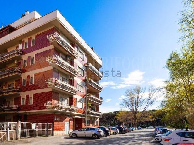 Appartamento in vendita di 106 m² in Via Mare di Bering, 20