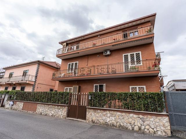 Appartamento in vendita di 106 m² in Via Michele Migliarini