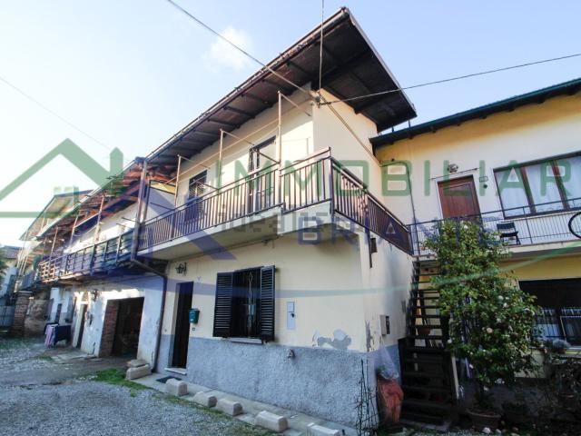 Appartamento in vendita di 106 m² in Via Novara