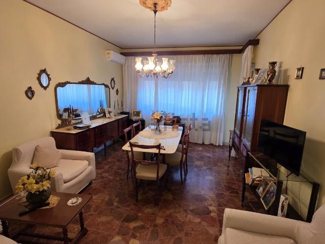 Appartamento in vendita di 106 m² in Via Nino di Franco, 44