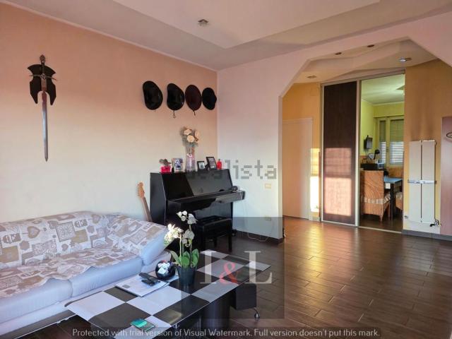 Appartamento in vendita di 106 m² in Via S. Pio X