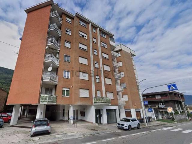 Appartamento in vendita di 106 m² in Via Sant&apos Anna, 44