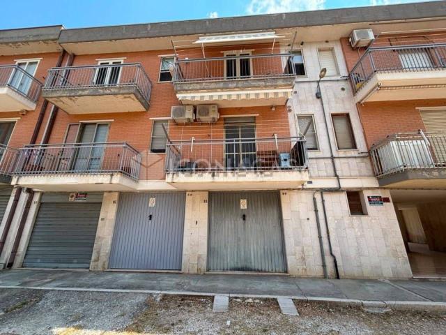 Appartamento in vendita di 106 m² in Via P.P.Pasolini