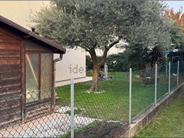 Appartamento in vendita di 106 m² in Via Pietro Mascagni, 16