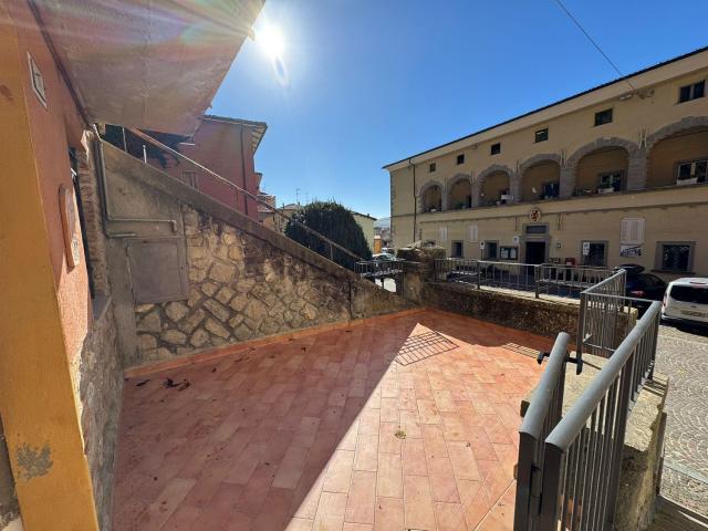 Appartamento in vendita di 106 m² in Via Roma, 58