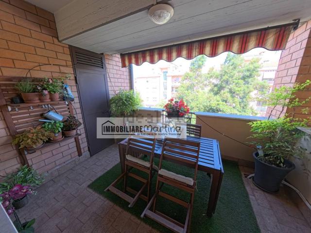 Appartamento in vendita di 106 m² in Via Renato Salvatori
