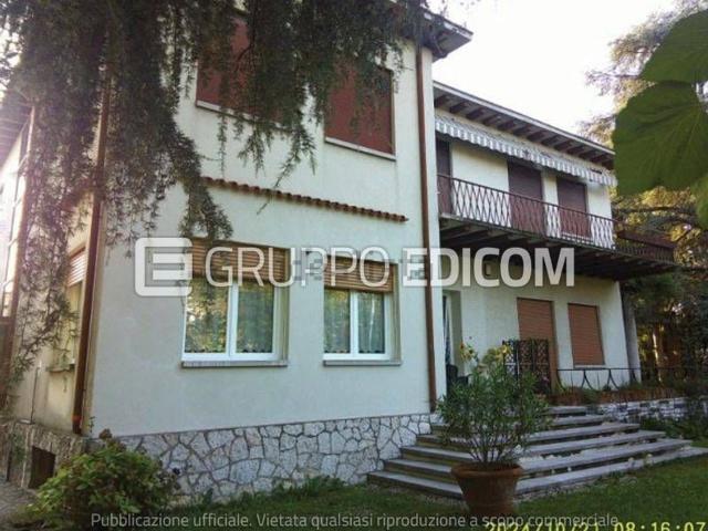 Appartamento in vendita di 106 m² in Via Terraglio