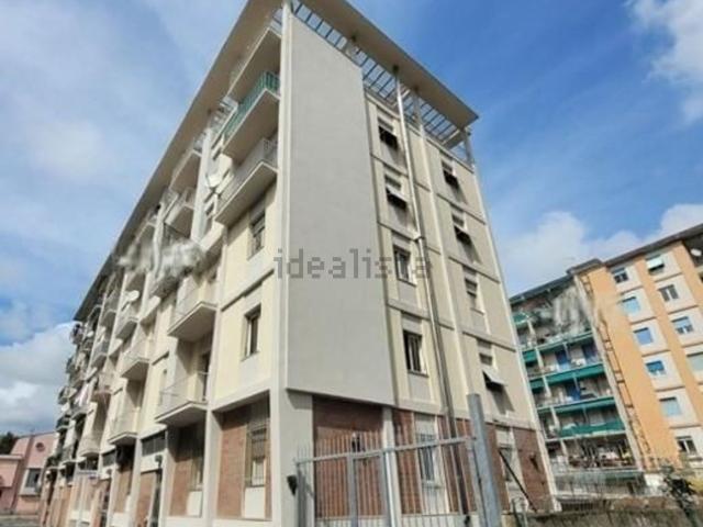 Appartamento in vendita di 106 m² in Via Ugo Foscolo, 128