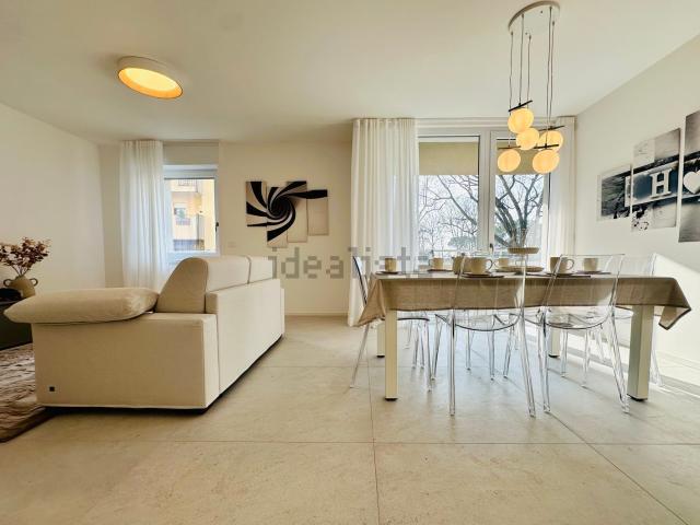 Appartamento in vendita di 106 m² in Viale Venezia, 400