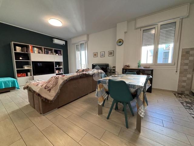Appartamento in vendita di 106 m² in Viale A. Gramsci, 181