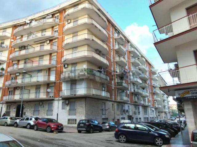 Appartamento in vendita di 106 m² in Viale Beccarini, 30