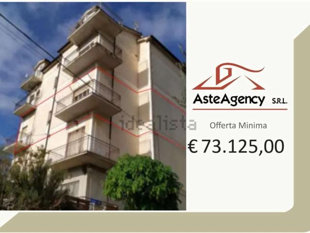Appartamento in vendita di 106 m² in Contrada San Petronilla, 67