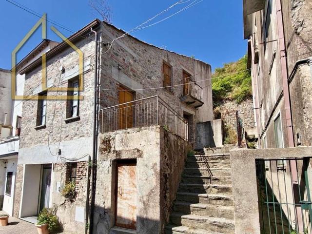 Appartamento in vendita di 106 m² in Corso Umberto I, 1