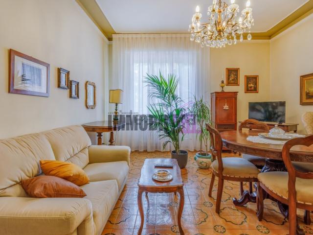 Appartamento in vendita di 106 m² in Piazza Zara, 2