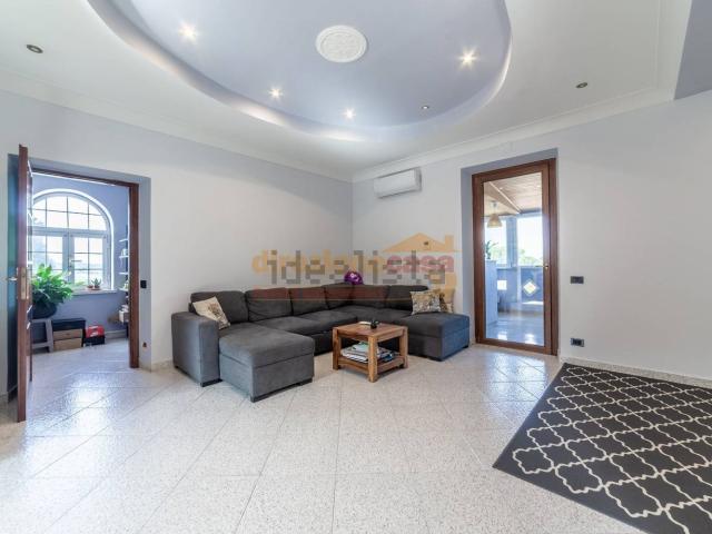 Appartamento in vendita di 106 m² in Strada di San Elena