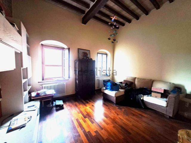 Appartamento in vendita di 106 m² in Strada Val Parma