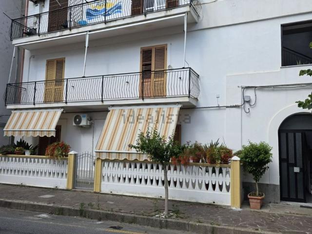 Appartamento in vendita di 107 m² in Via C. Colombo, 13