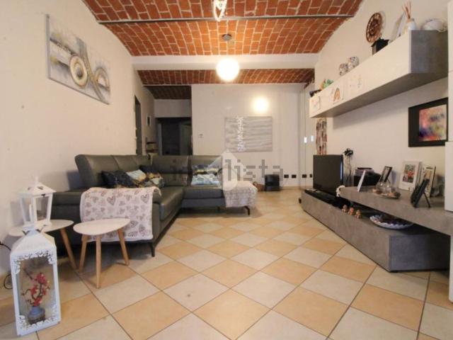 Appartamento in vendita di 107 m² in Via Camillo Benso Conte di Cavour, 30